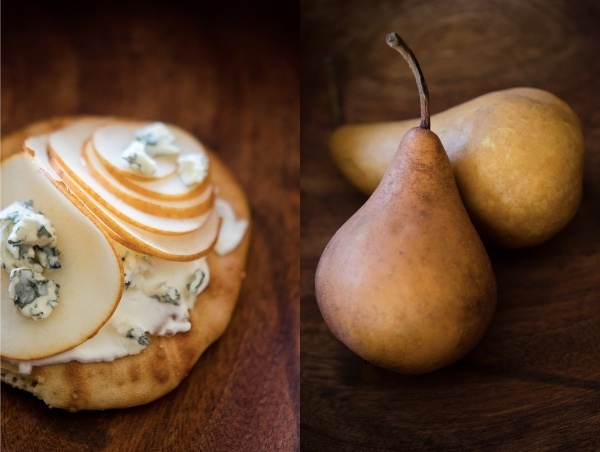 © 2012 Viviane Perenyi - Pear and Blue Cheese on Sourdough Toast 