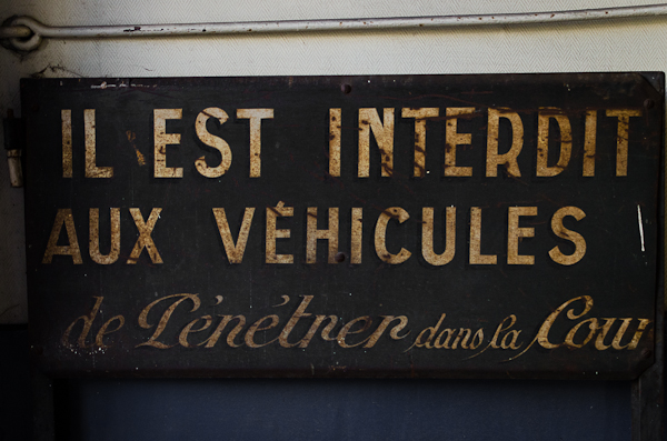 © 2012 Viviane Perenyi - Sign Paris