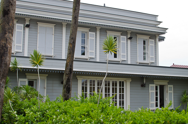 © 2012 Viviane Perenyi Local Architecture Reunion Island