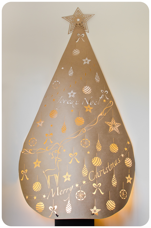 Papercut Christmas Tree| At Down Under | Viviane Perenyi